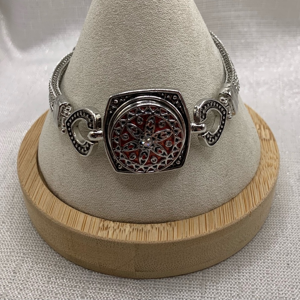 💗HEART DETAILS Genuine Ginger Snaps & Co. Snap Button Bracelet - 18mm/20mm